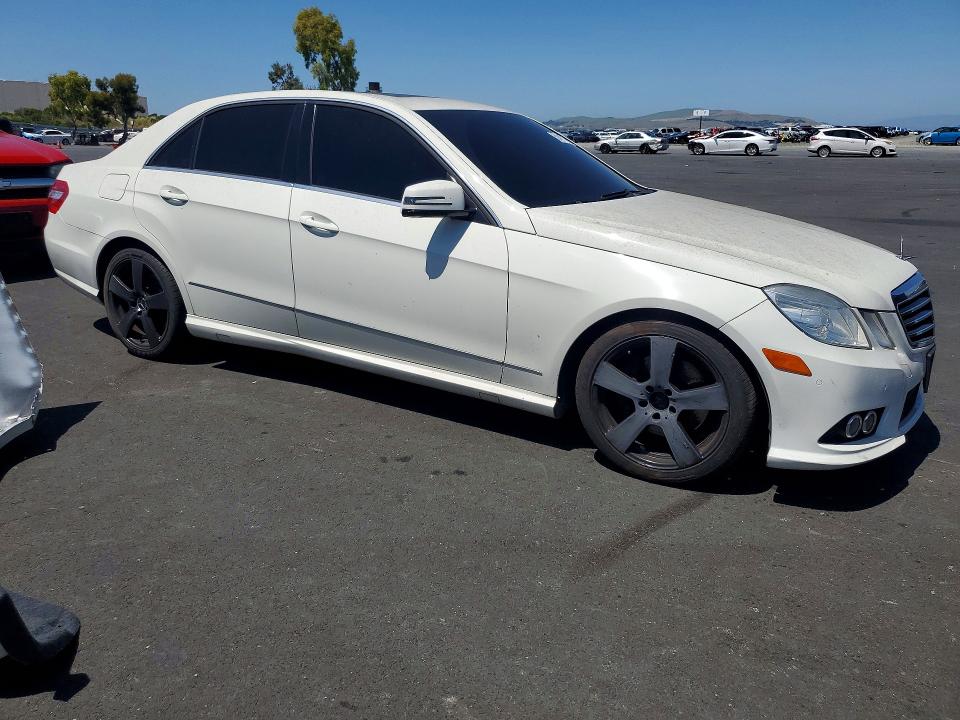 51418106 :رقم المزاد ، WDDHF5GB5AA020283 vin ، 2010 Mercedes-benz E مزاد بيع