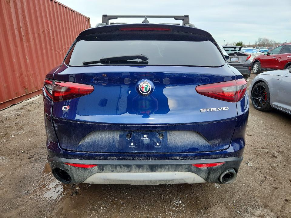 2018 Alfa Romeo Stelvio მანქანა იყიდება აუქციონზე, vin: ZASFAKNN7J7C01692, აუქციონის ნომერი: 49604706
