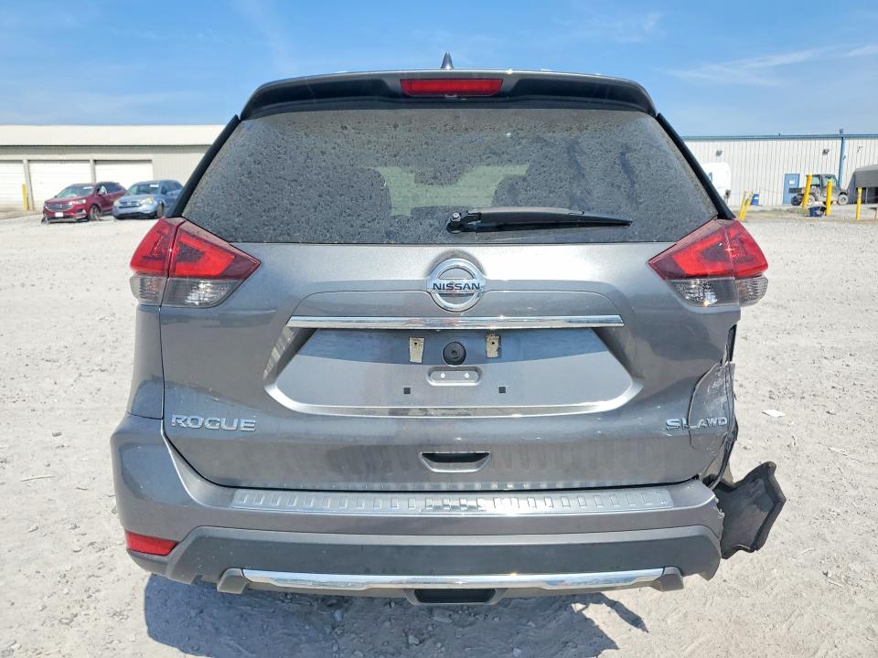 Продаж на аукціоні авто 2018 Nissan Rogue, vin: 5N1AT2MV2JC835302, номер лоту: 49886406