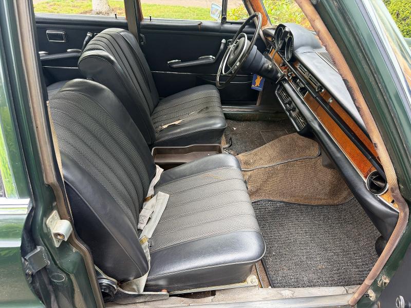 41629286 :رقم المزاد ، 10801212059929 vin ، 1968 Mercedes-benz 250s مزاد بيع