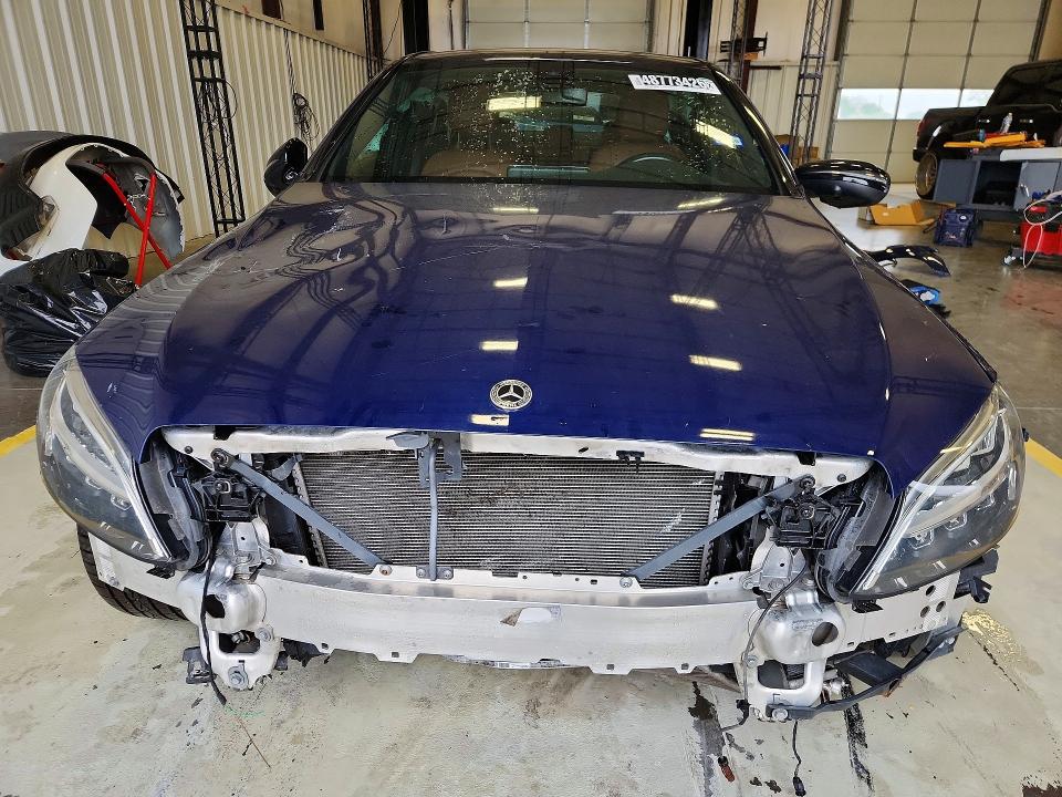 2019 Mercedes-benz C მანქანა იყიდება აუქციონზე, vin: 55SWF8DB0KU311952, აუქციონის ნომერი: 48773426