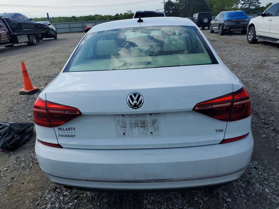 50446656 :رقم المزاد ، 1VWLA7A36KC001258 vin ، 2019 Volkswagen Passat مزاد بيع