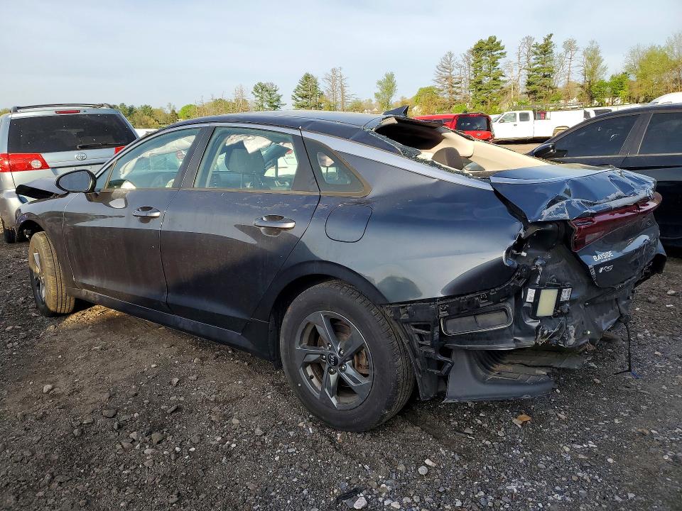 2021 Kia K5 მანქანა იყიდება აუქციონზე, vin: 5XXG14J21MG015792, აუქციონის ნომერი: 50015126