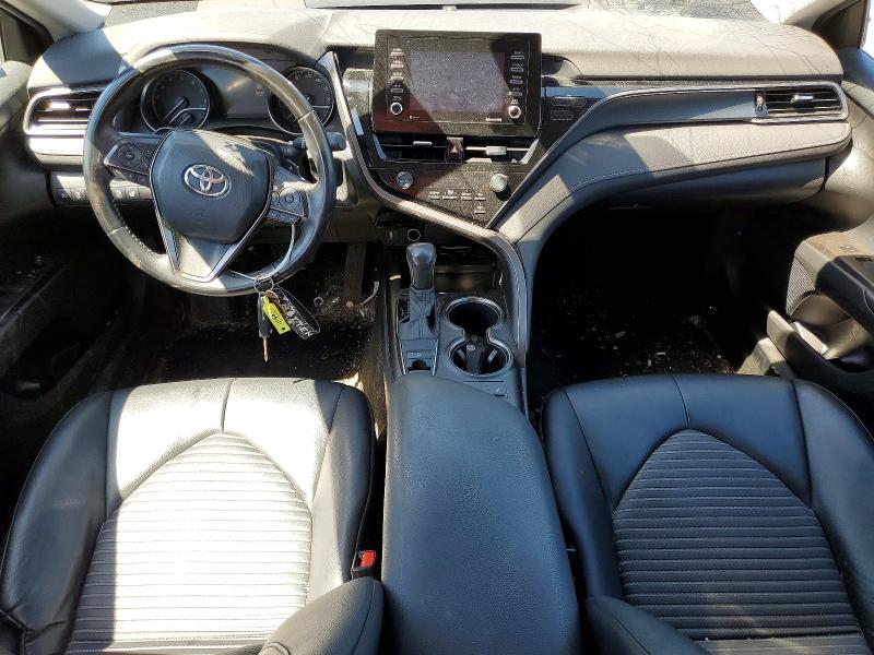 49914416 :رقم المزاد ، 4T1G11BK5MU035871 vin ، 2021 Toyota Camry مزاد بيع