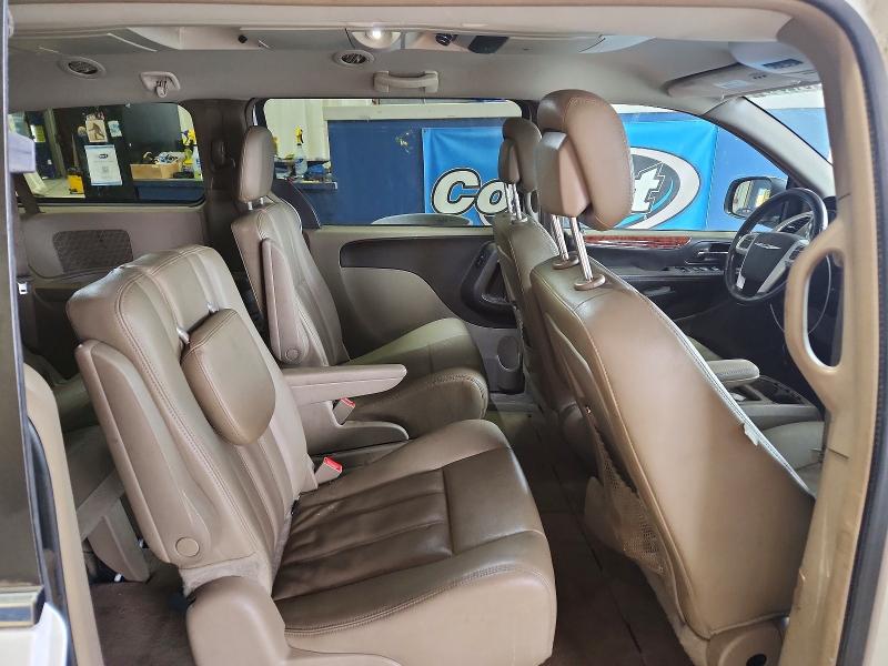 Auction sale of the 2016 Chrysler Town & Country, vin: 2C4RC1BG5GR212696, lot number: 51284646