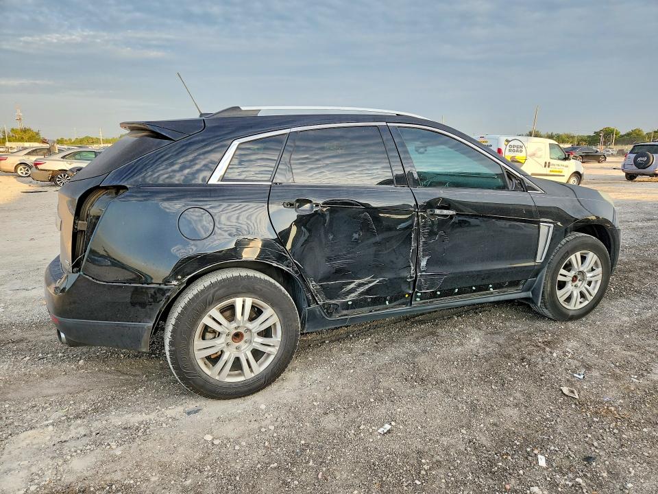 51875706 :رقم المزاد ، 3GYFNBE30GS505804 vin ، 2016 Cadillac Srx مزاد بيع