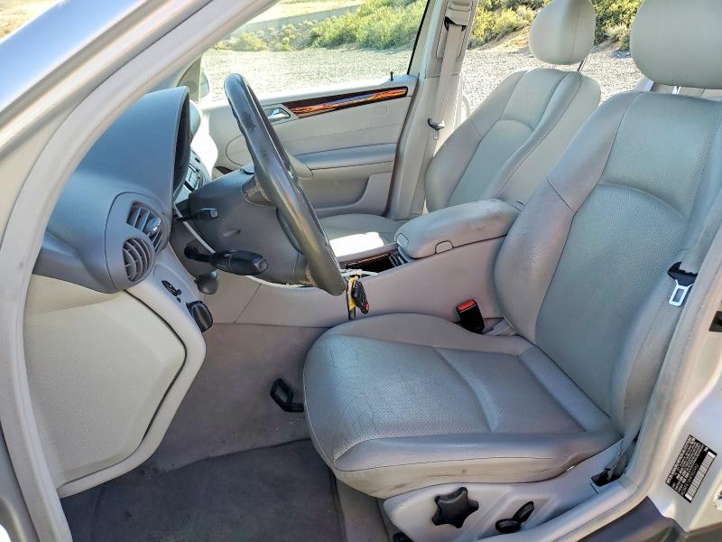 50515266 :رقم المزاد ، WDBRF81J64F502962 vin ، 2004 Mercedes-benz C مزاد بيع