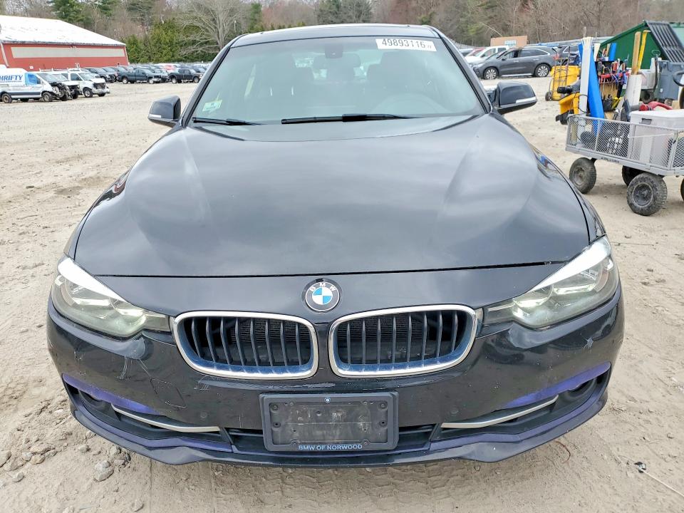49893116 :رقم المزاد ، WBA8D9C3XHA011835 vin ، 2017 Bmw 330 مزاد بيع