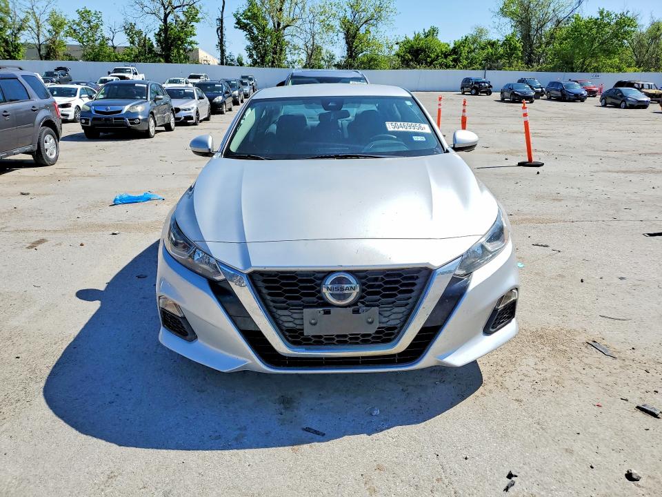 50469956 :رقم المزاد ، 1N4BL4BV4MN376442 vin ، 2021 Nissan Altima مزاد بيع