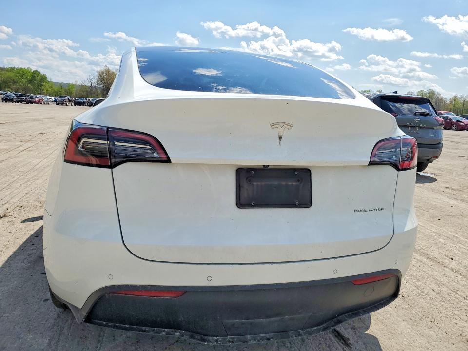 Продажа на аукционе авто 2022 Tesla Model Y, vin: 7SAYGAEE7NF543723, номер лота: 50829036