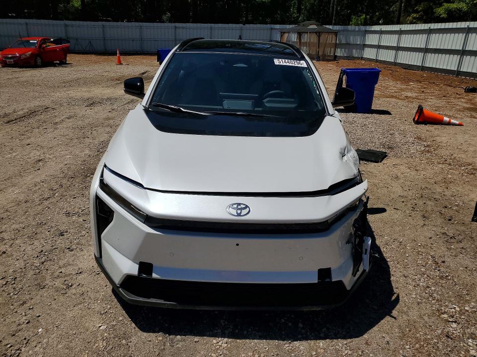 Продажа на аукционе авто 2026 Toyota Bz, vin: JTMBDAFB2TA006151, номер лота: 51440296