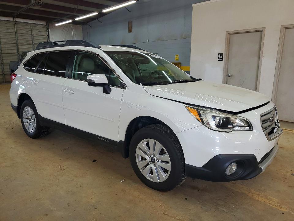 2015 Subaru Outback მანქანა იყიდება აუქციონზე, vin: 4S4BSBFC3F3340763, აუქციონის ნომერი: 51831426