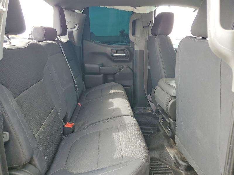 49310446 :رقم المزاد ، 1GCRYAEF7LZ106819 vin ، 2020 Chevrolet Silverado مزاد بيع