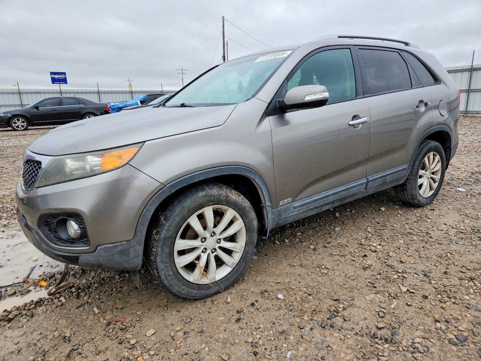 51539006 :رقم المزاد ، 5XYKTDA28BG151785 vin ، 2011 Kia Sorento مزاد بيع