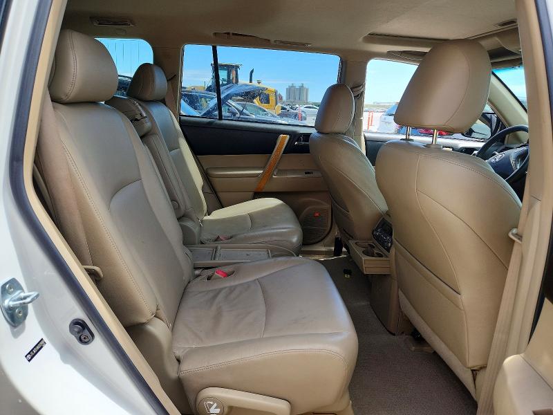 48870506 :رقم المزاد ، JTEJW3EH8A2039889 vin ، 2010 Toyota Highlander Hybrid مزاد بيع