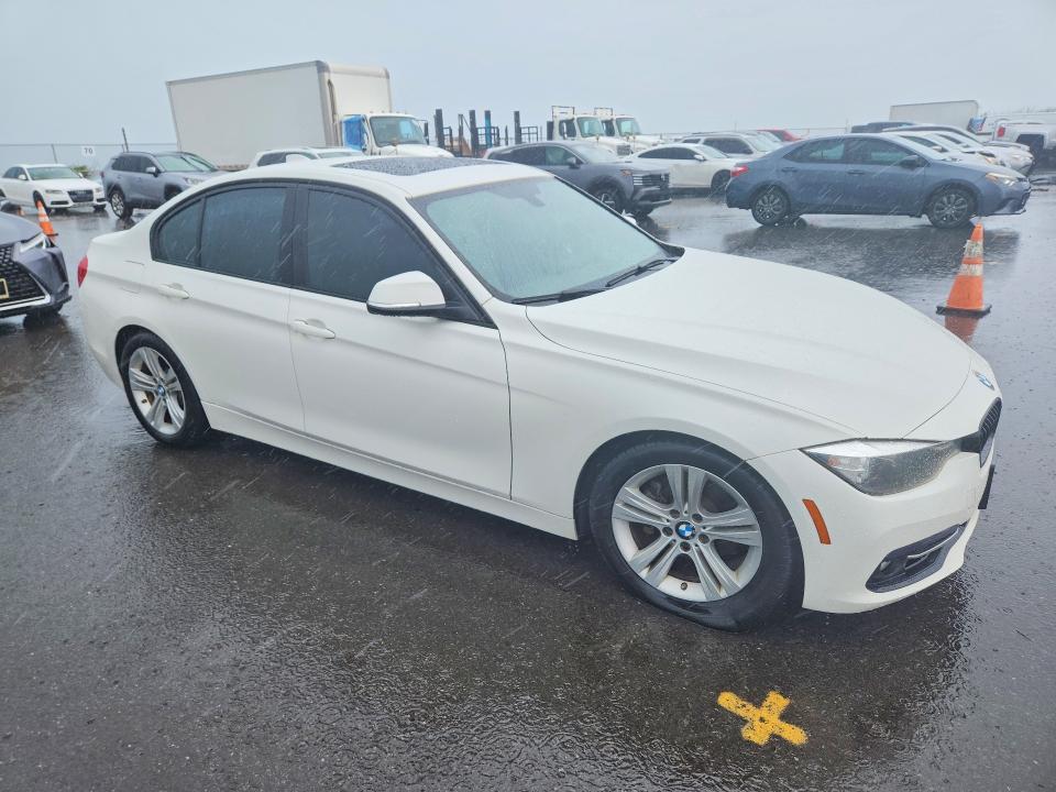 2016 Bmw 328 მანქანა იყიდება აუქციონზე, vin: WBA8E9C5XGK648635, აუქციონის ნომერი: 48656556