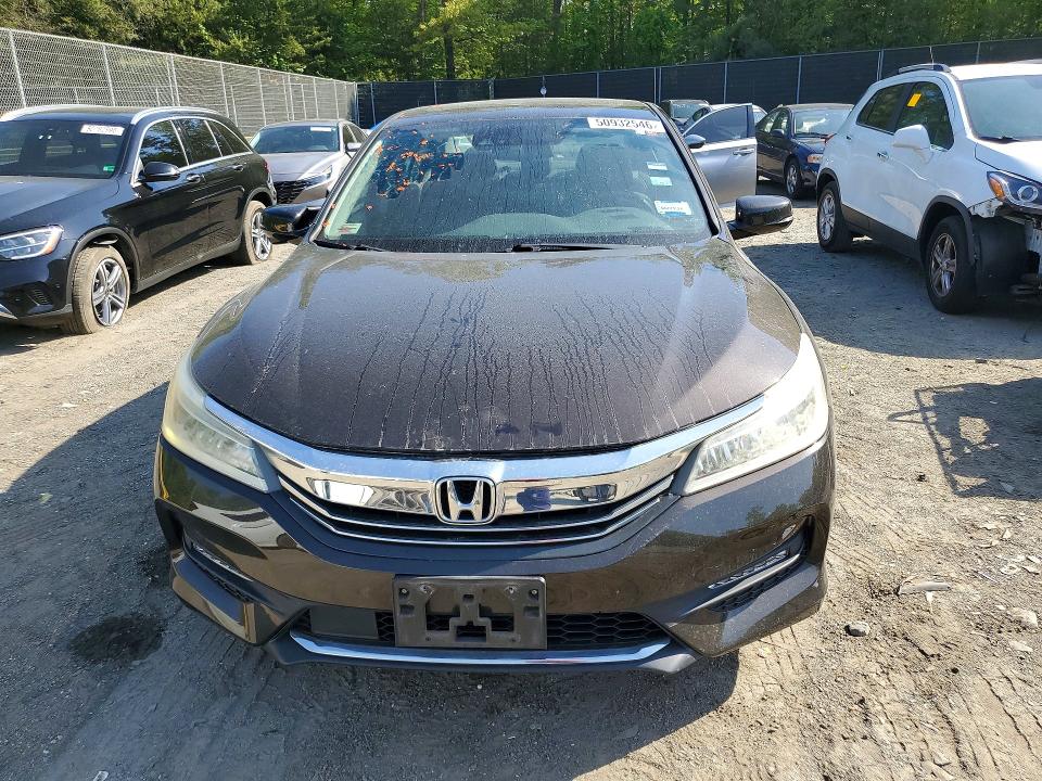 Продаж на аукціоні авто 2017 Honda Accord, vin: 1HGCR3F93HA033401, номер лоту: 50932546
