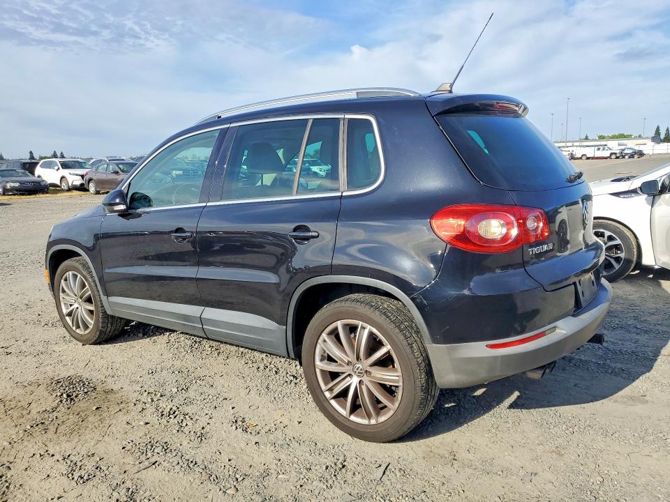 Aukcja sprzedaży 2010 Volkswagen Tiguan, vin: WVGBV7AX8AW001079, numer aukcji: 51206166