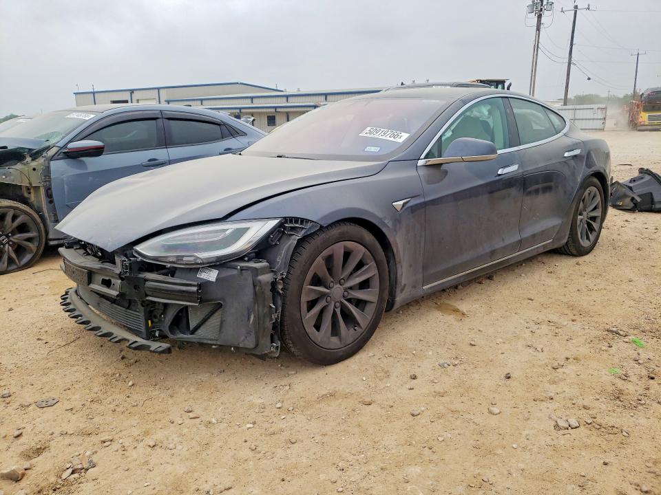 2018 Tesla Model S მანქანა იყიდება აუქციონზე, vin: 5YJSA1E24JF263228, აუქციონის ნომერი: 50919766