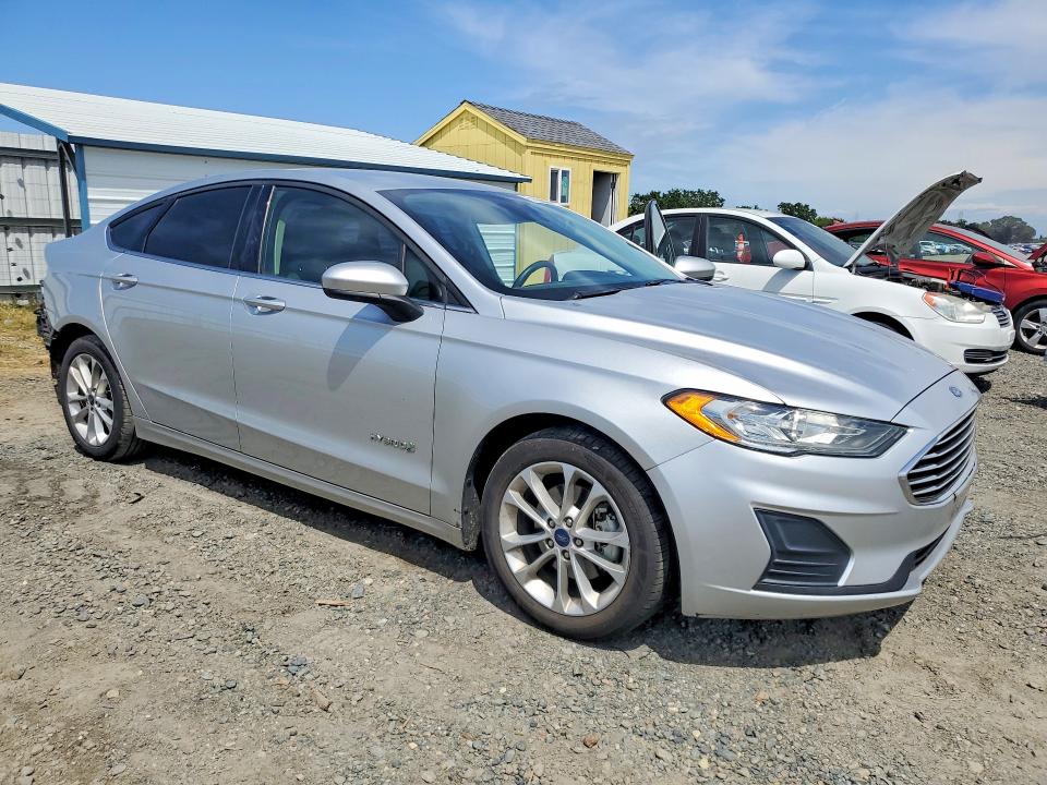 2019 Ford Fusion მანქანა იყიდება აუქციონზე, vin: 3FA6P0LUXKR261553, აუქციონის ნომერი: 51026646
