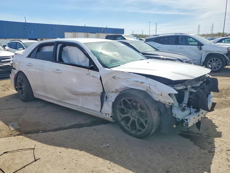 2016 Chrysler 300 მანქანა იყიდება აუქციონზე, vin: 2C3CCABG0GH269906, აუქციონის ნომერი: 50971546