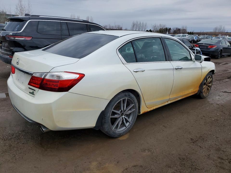 Продажа на аукционе авто 2015 Honda Accord, vin: 1HGCR2F98FA802028, номер лота: 47777126