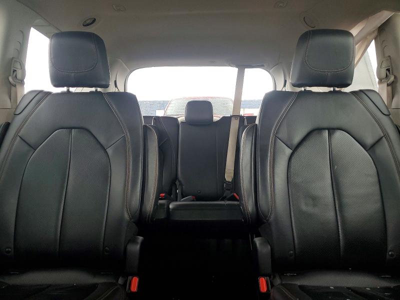 48435566 :رقم المزاد ، 2C4RC1BG9JR193710 vin ، 2018 Chrysler Pacifica مزاد بيع