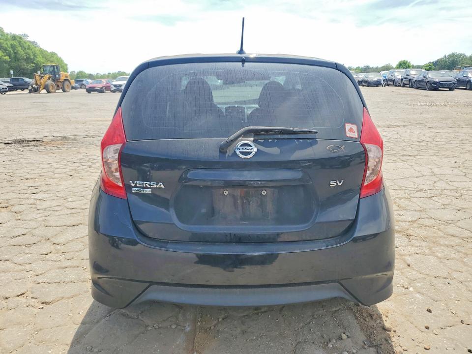 49712616 :رقم المزاد ، 3N1CE2CP7JL361705 vin ، 2018 Nissan Versa Note مزاد بيع