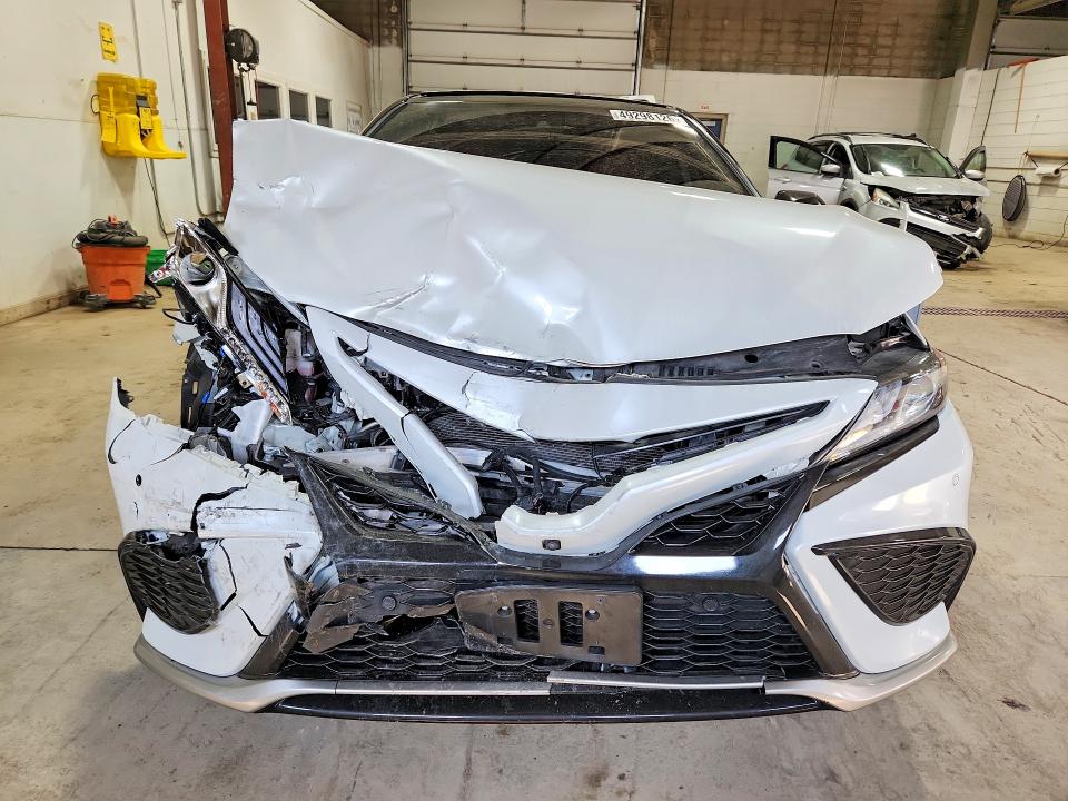 2024 Toyota Camry მანქანა იყიდება აუქციონზე, vin: 4T1K61AK7RU189163, აუქციონის ნომერი: 49298126