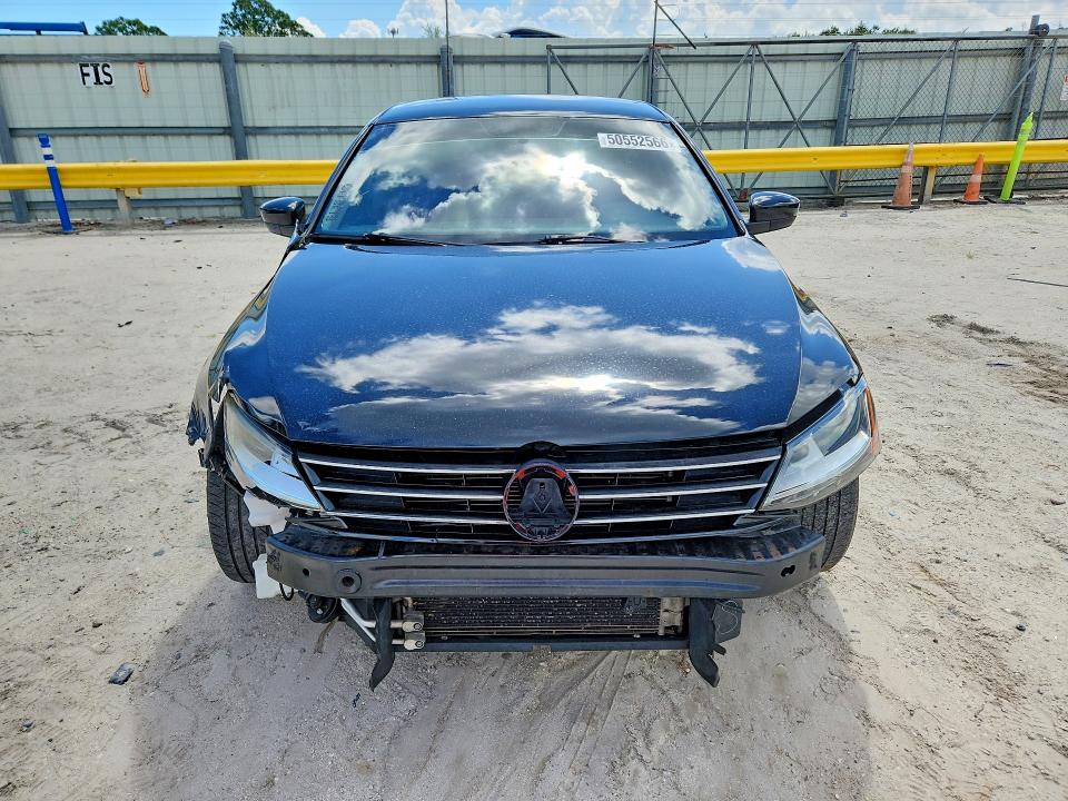 2017 Volkswagen Jetta მანქანა იყიდება აუქციონზე, vin: 3VW2B7AJ4HM404802, აუქციონის ნომერი: 50552566