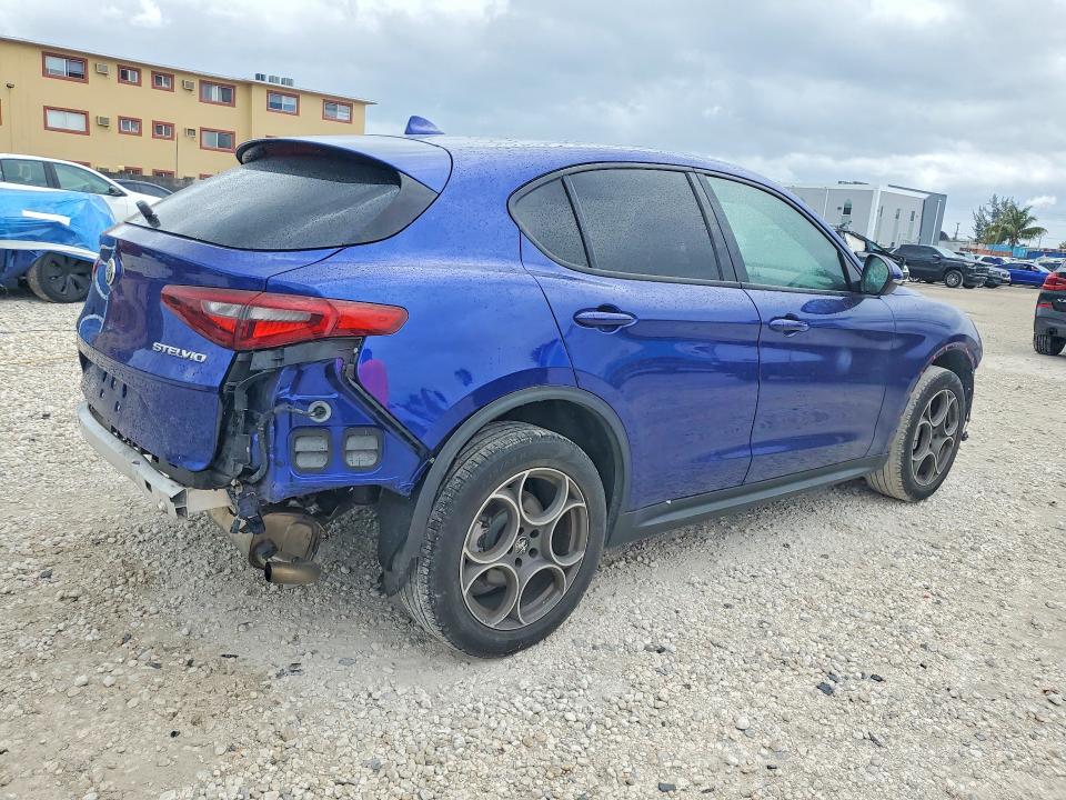51158776 :رقم المزاد ، ZASPAJAN4P7D50509 vin ، 2023 Alfa Romeo Stelvio مزاد بيع