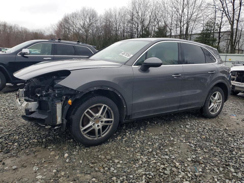 48679256 :رقم المزاد ، WP1AA2AY1LDA04426 vin ، 2020 Porsche Cayenne مزاد بيع