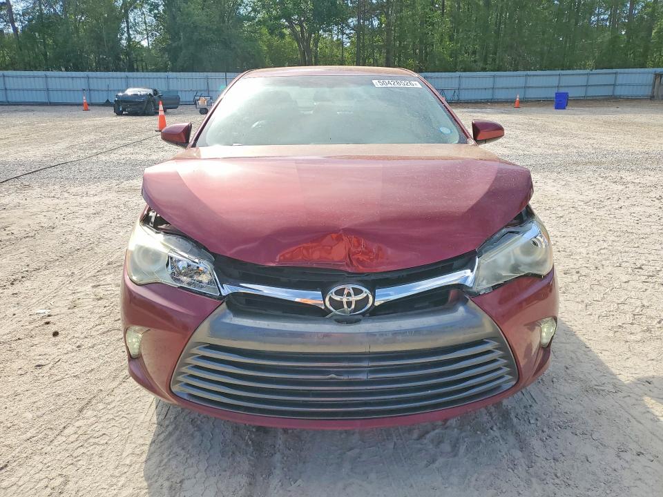 50428526 :رقم المزاد ، 4T1BF1FK2GU611605 vin ، 2016 Toyota Camry مزاد بيع