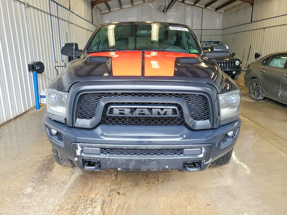 48341976 :رقم المزاد ، 1C6RR7YT7FS785397 vin ، 2015 Ram 1500 مزاد بيع