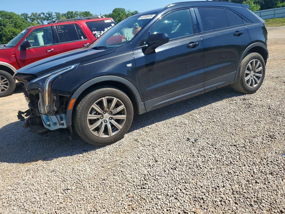 49703976 :رقم المزاد ، 1GYFZER40KF102038 vin ، 2019 Cadillac Xt4 مزاد بيع