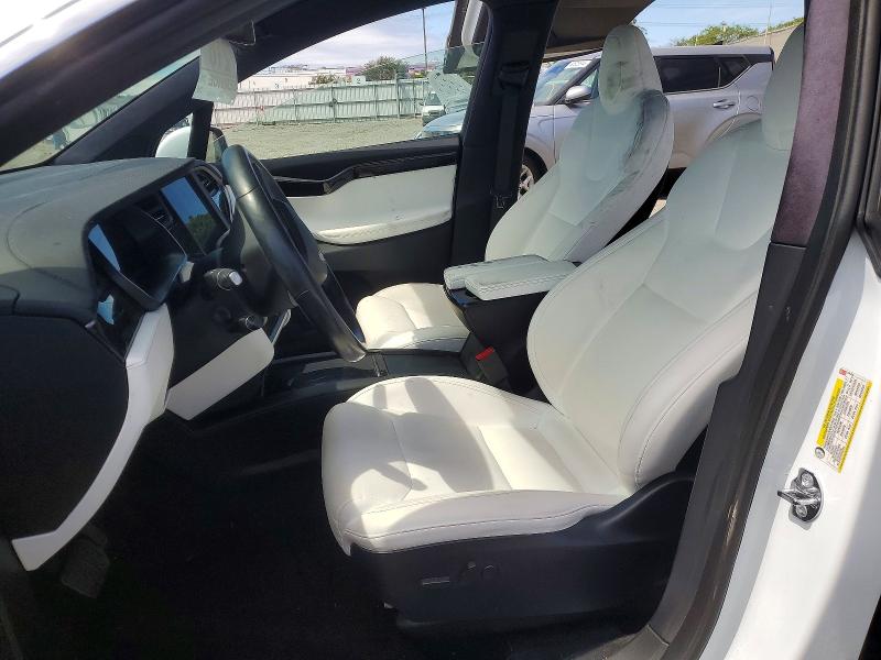 50353656 :رقم المزاد ، 5YJXCBE23LF236420 vin ، 2020 Tesla Model X مزاد بيع