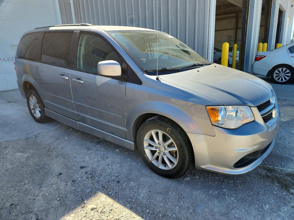 2015 Dodge Grand Caravan მანქანა იყიდება აუქციონზე, vin: 2C4RDGCG0FR691140, აუქციონის ნომერი: 51333176
