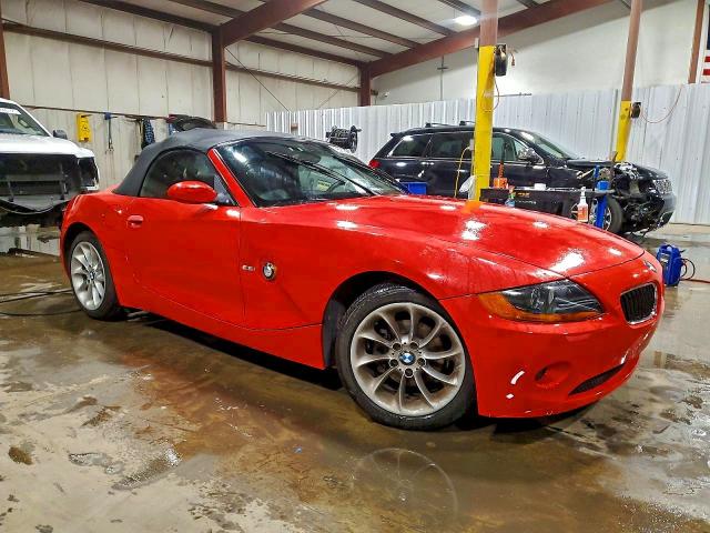 51242996 :رقم المزاد ، 4USBT33594LS52711 vin ، 2004 Bmw Z4 مزاد بيع