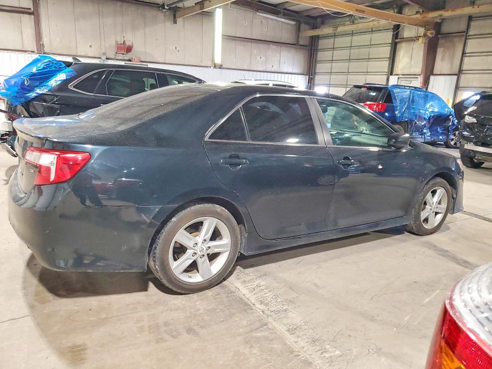 50991926 :رقم المزاد ، 4T1BF1FK4CU582991 vin ، 2012 Toyota Camry مزاد بيع