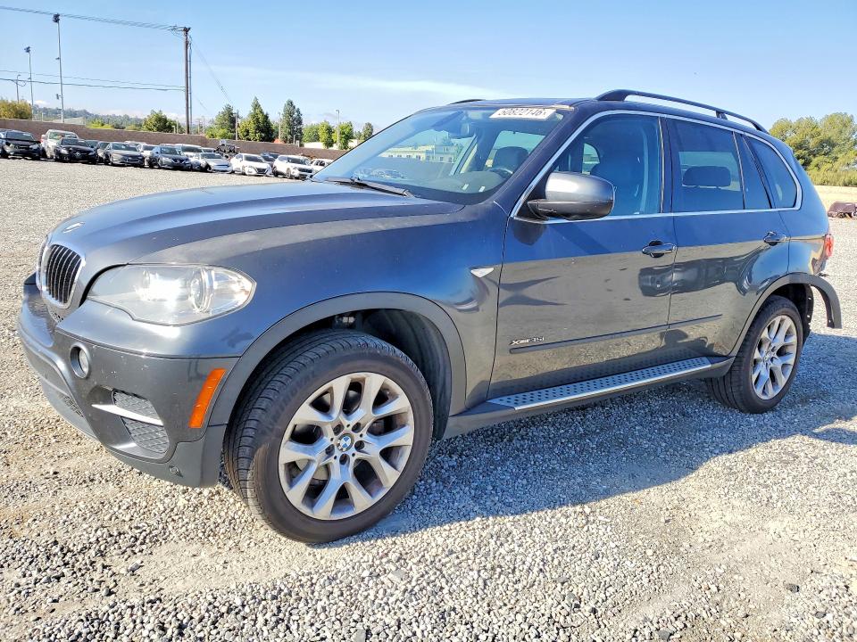 50822146 :رقم المزاد ، 5UXZV4C55D0B10976 vin ، 2013 Bmw X5 مزاد بيع