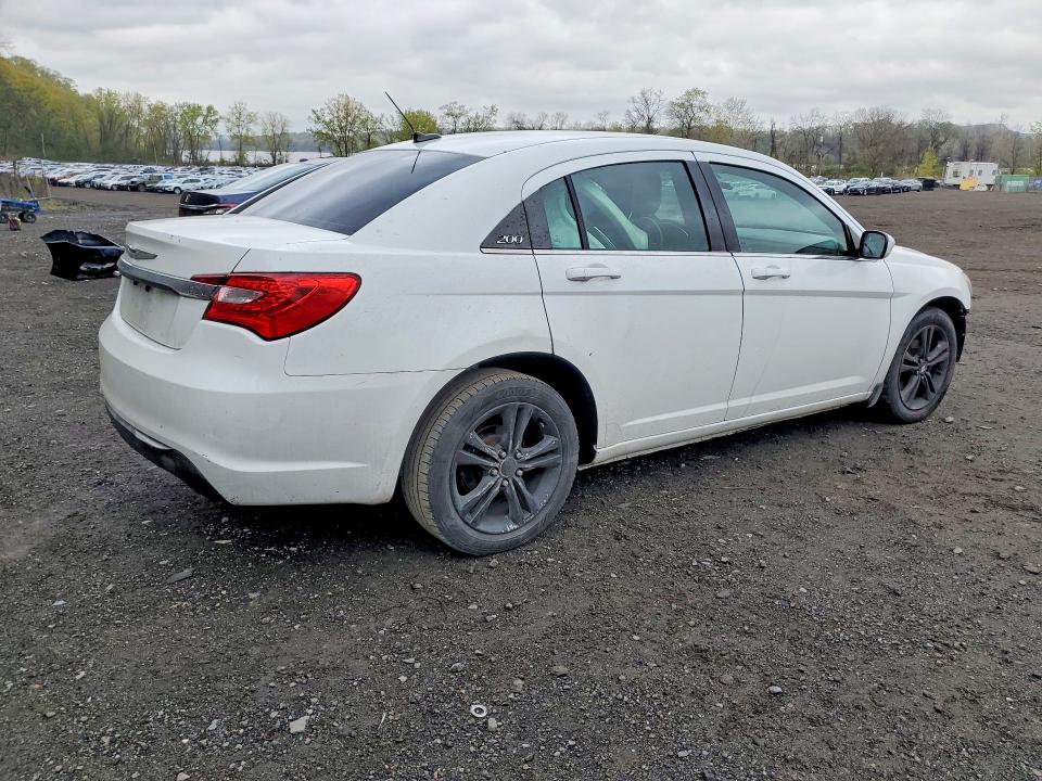 Продажа на аукционе авто 2013 Chrysler 200, vin: 1C3CCBAG2DN729030, номер лота: 50173116