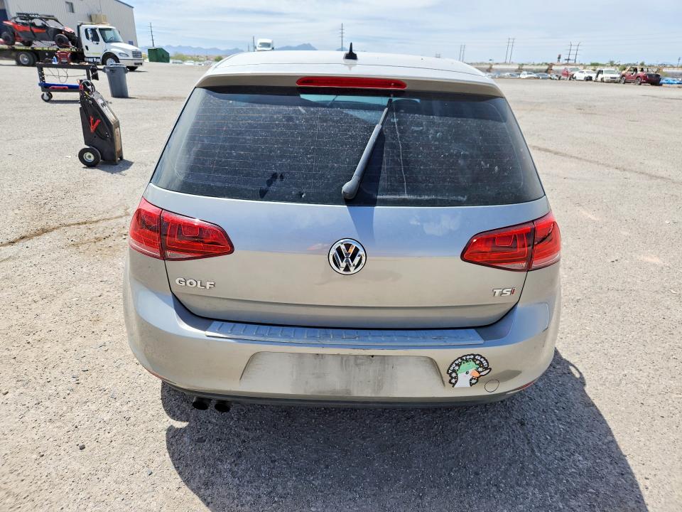 51014306 :رقم المزاد ، 3VW217AU9HM010158 vin ، 2017 Volkswagen Golf مزاد بيع
