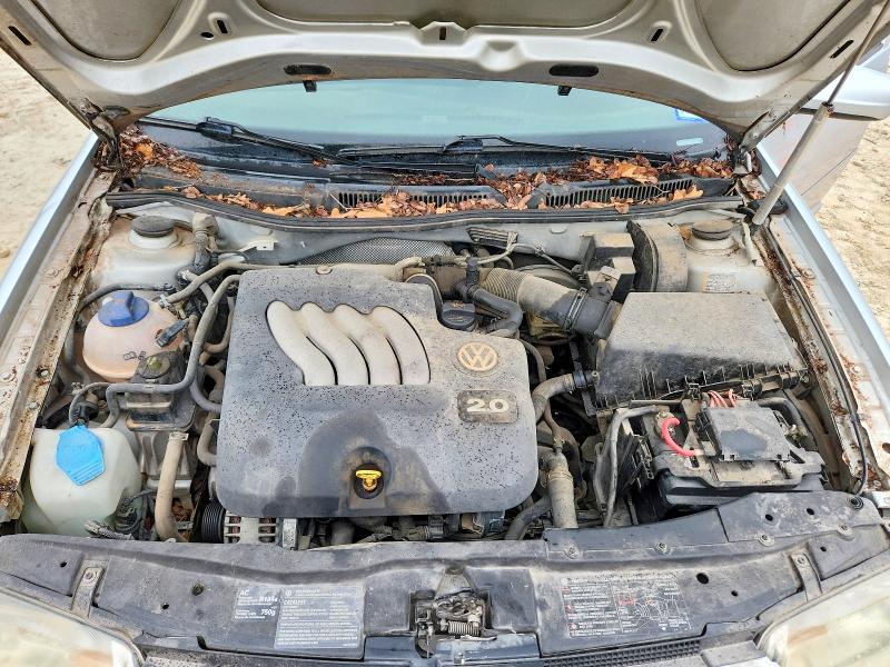 51696036 :رقم المزاد ، WVWRL61J54W024323 vin ، 2004 Volkswagen Jetta مزاد بيع