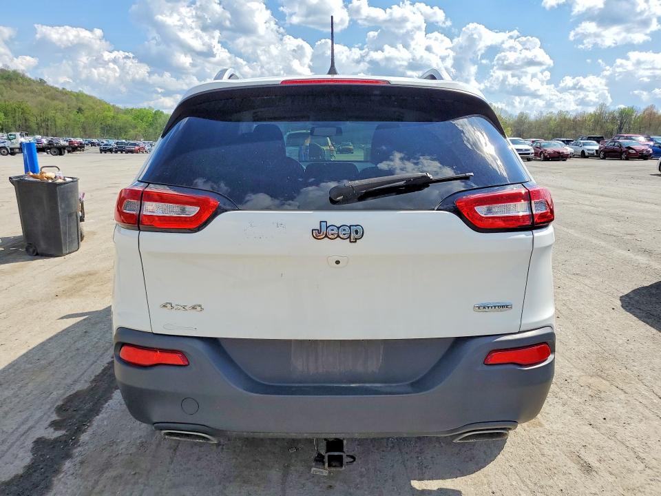 Продаж на аукціоні авто 2016 Jeep Cherokee, vin: 1C4PJMCS7GW140313, номер лоту: 51157466