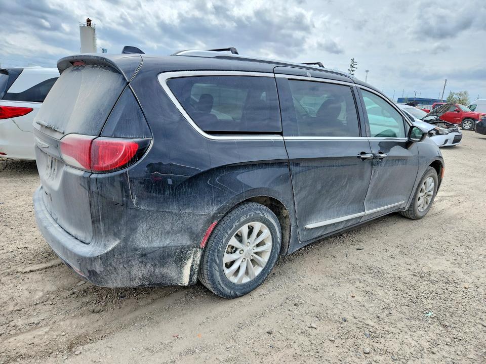 Продажа на аукционе авто 2018 Chrysler Pacifica, vin: 2C4RC1BG3JR124110, номер лота: 50900376