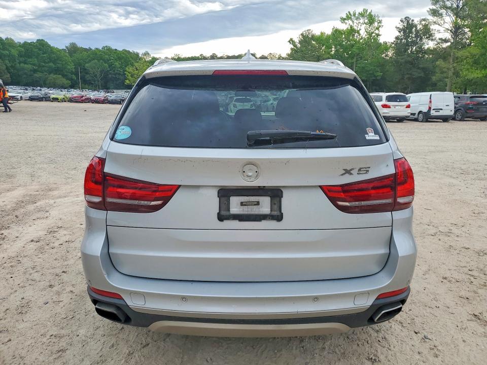 51025856 :رقم المزاد ، 5UXKT0C59J0V98063 vin ، 2018 Bmw X5 مزاد بيع