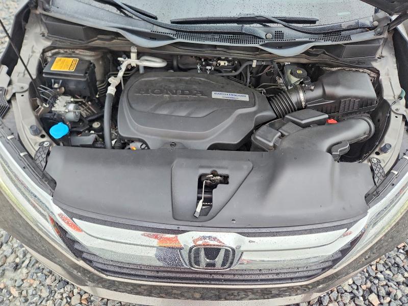 Продажа на аукционе авто 2018 Honda Odyssey, vin: 5FNRL6H87JB030403, номер лота: 48991966