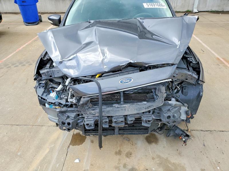 51691686 :رقم المزاد ، 1FADP3F22GL208158 vin ، 2016 Ford Focus مزاد بيع