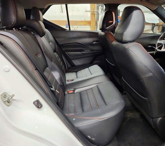 50912246 :رقم المزاد ، 3N1CP5CU6KL549084 vin ، 2019 Nissan Kicks مزاد بيع