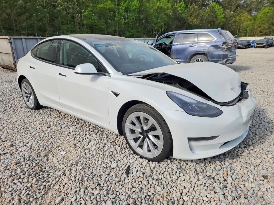48412586 :رقم المزاد ، 5YJ3E1EAXNF188086 vin ، 2022 Tesla Model 3 مزاد بيع
